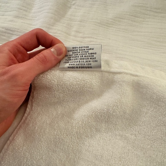 Matouk | Auberge “D” Guest Towels - Picture 5 of 5